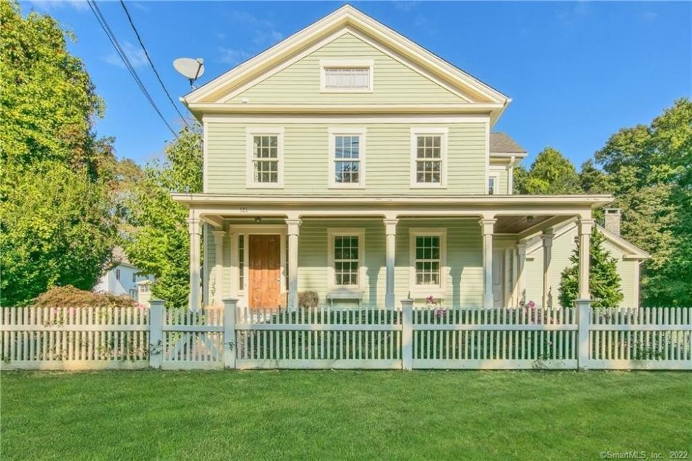 Currently Displayed Property Photo