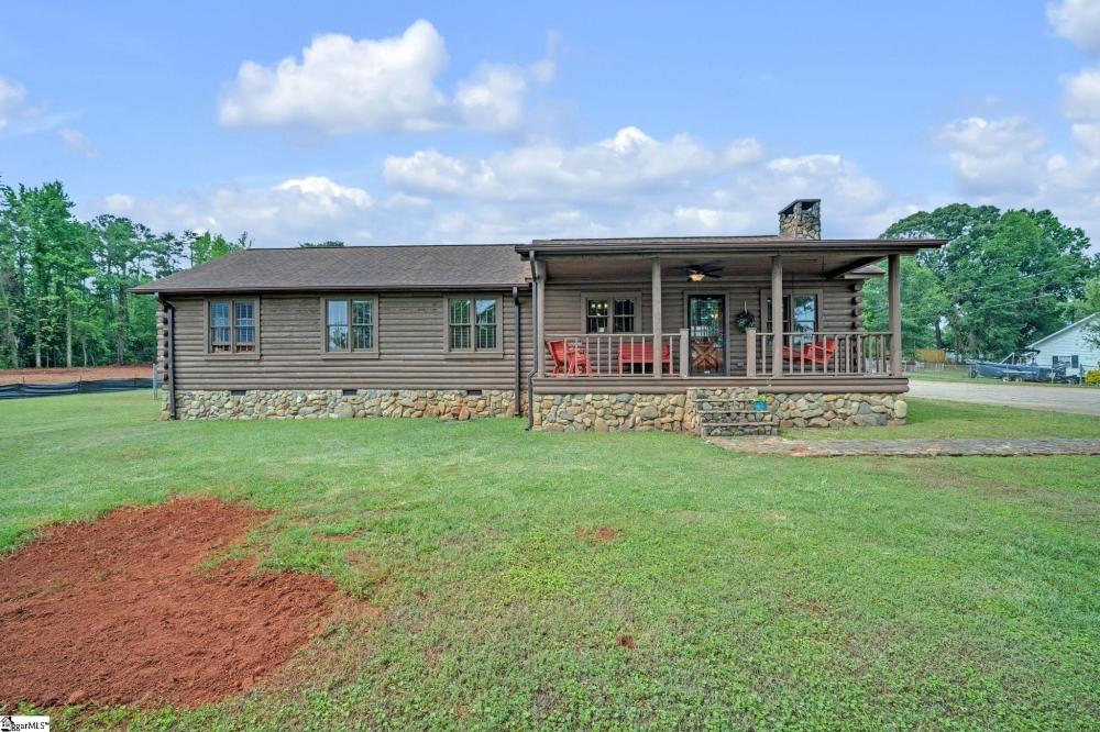 Currently Displayed Property Photo
