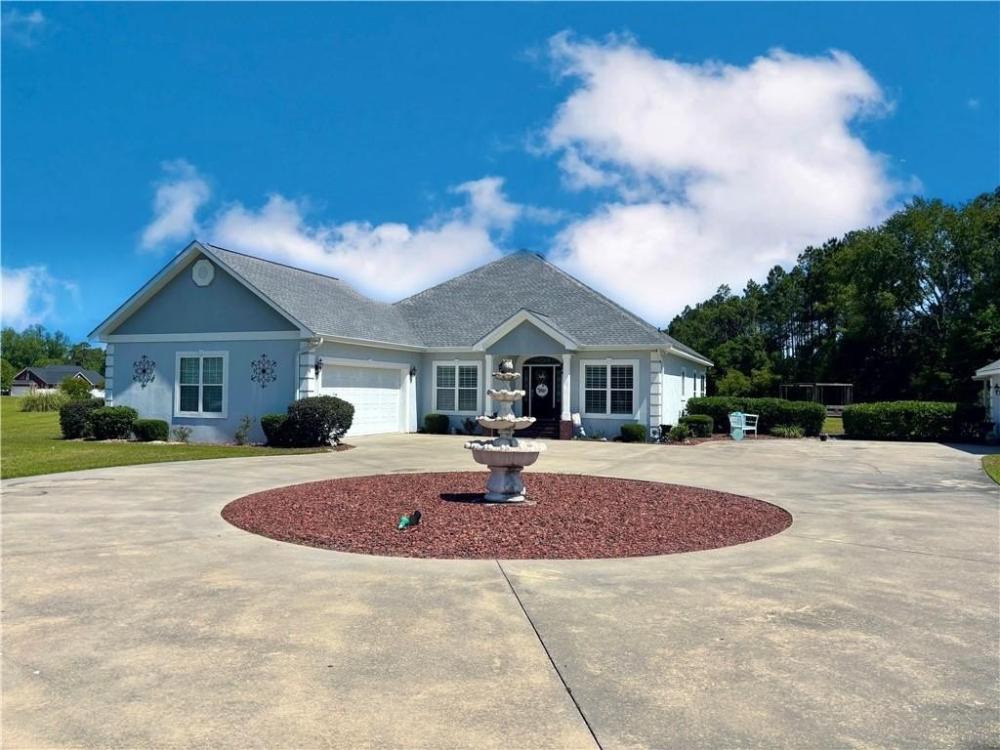 Currently Displayed Property Photo