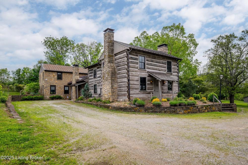 Currently Displayed Property Photo