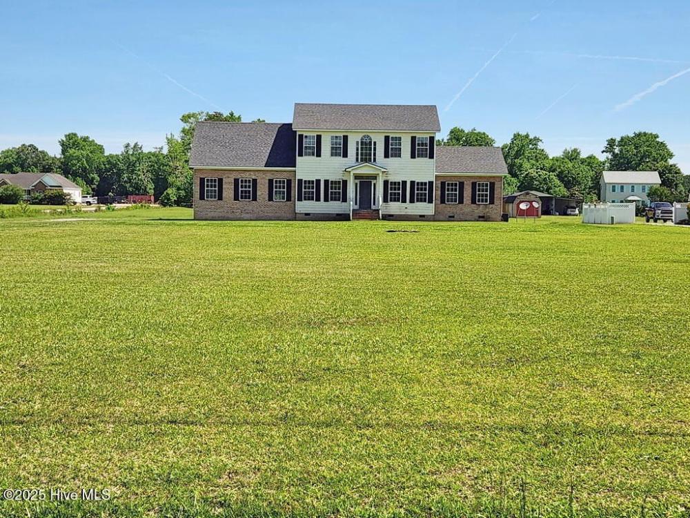 Currently Displayed Property Photo