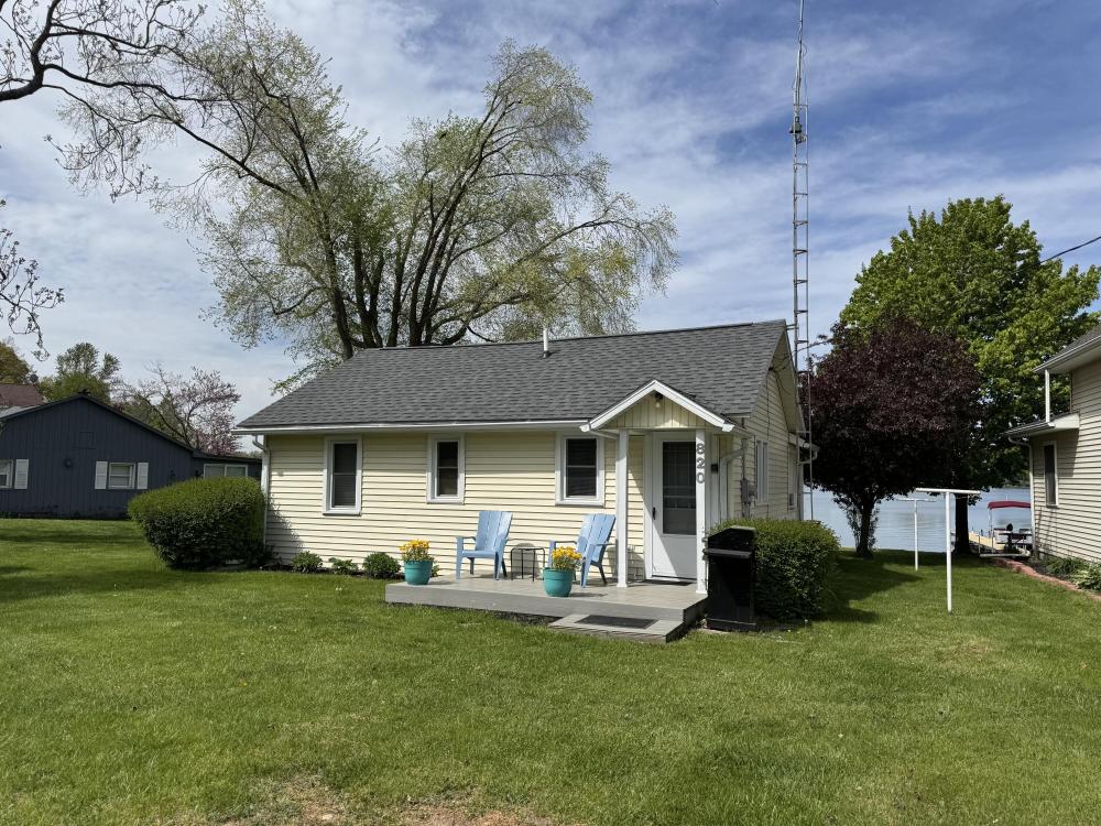 Currently Displayed Property Photo