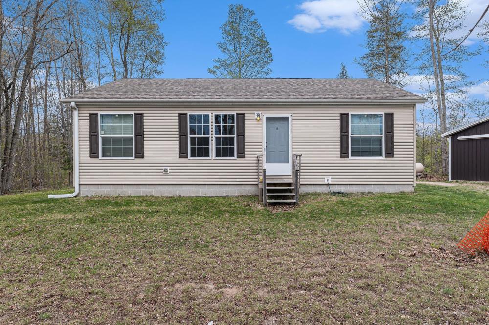 Currently Displayed Property Photo