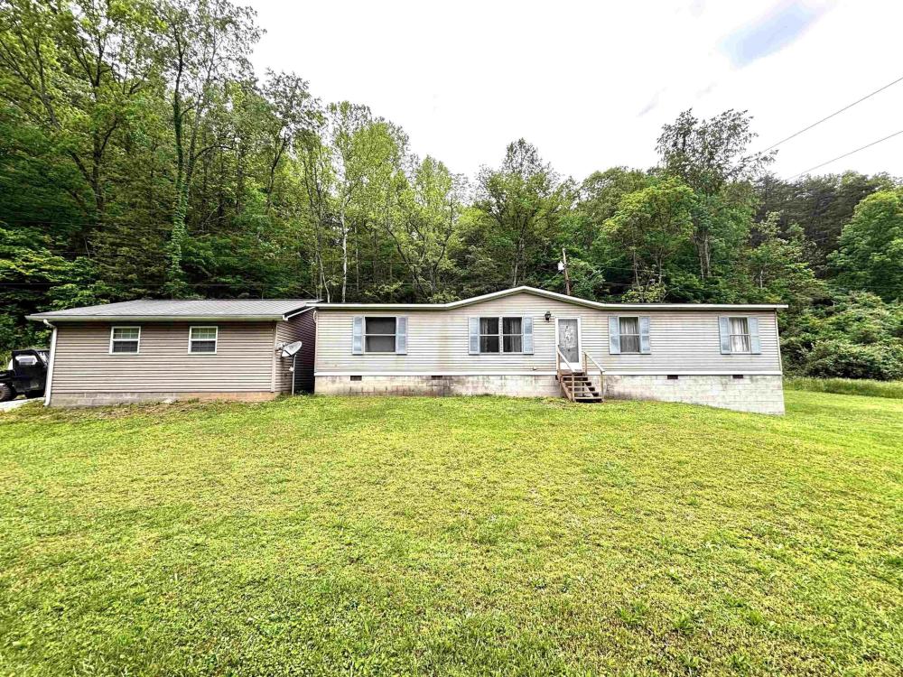 Currently Displayed Property Photo