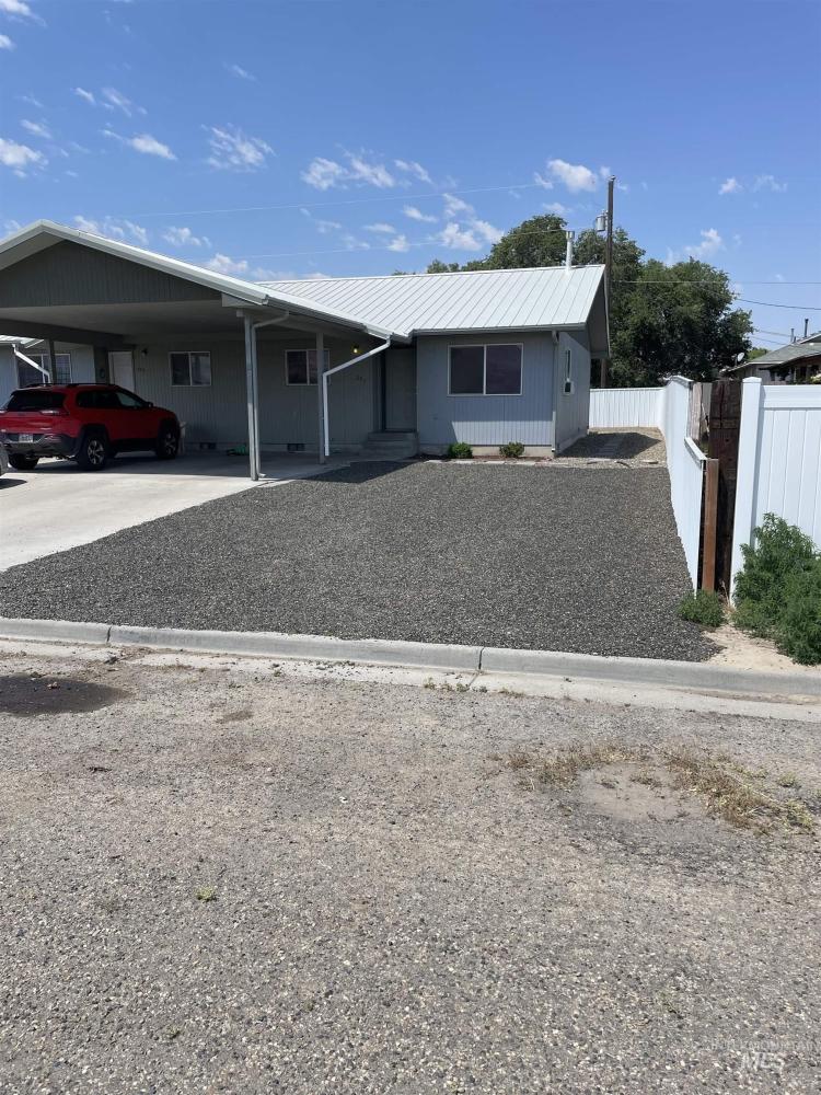 Currently Displayed Property Photo