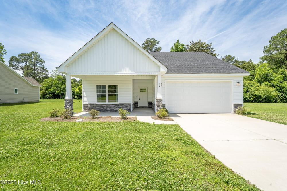 Currently Displayed Property Photo