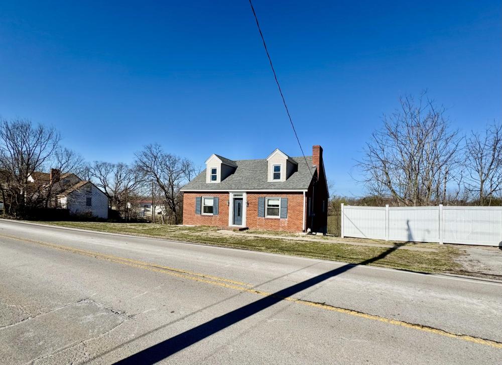 Currently Displayed Property Photo