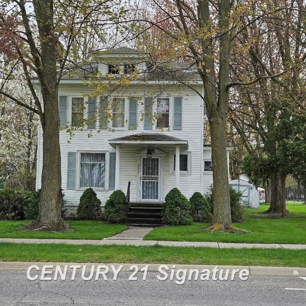 Currently Displayed Property Photo