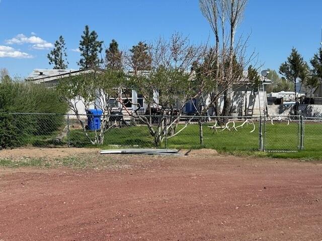 Currently Displayed Property Photo
