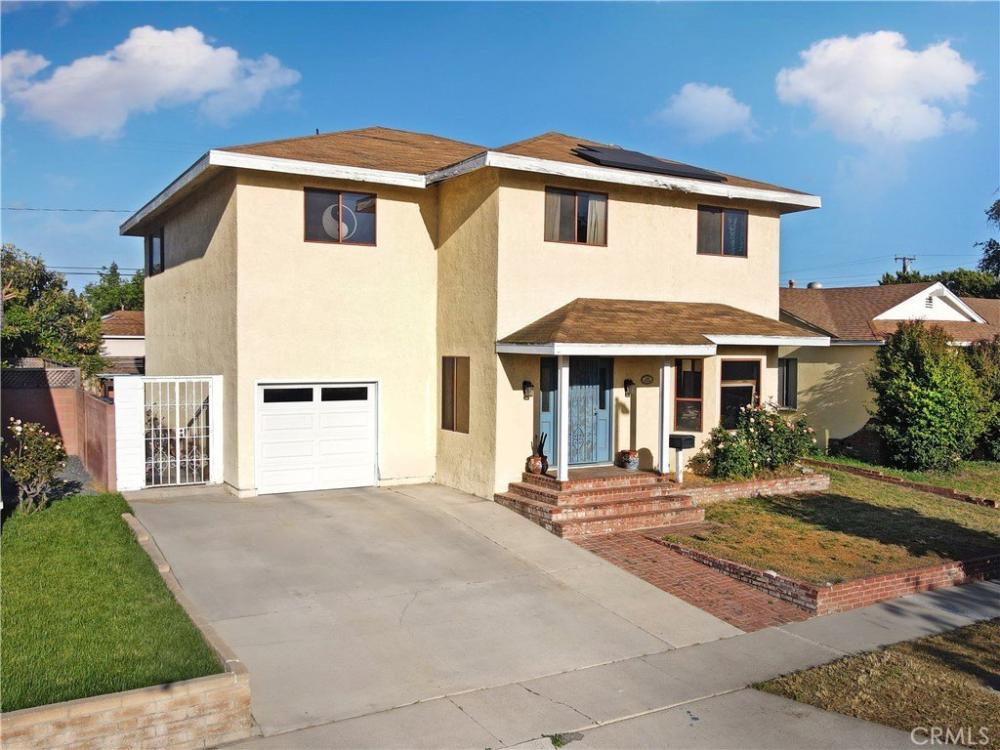 Currently Displayed Property Photo