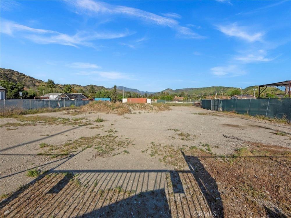 Currently Displayed Property Photo