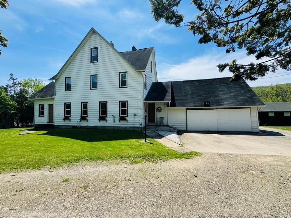 Currently Displayed Property Photo