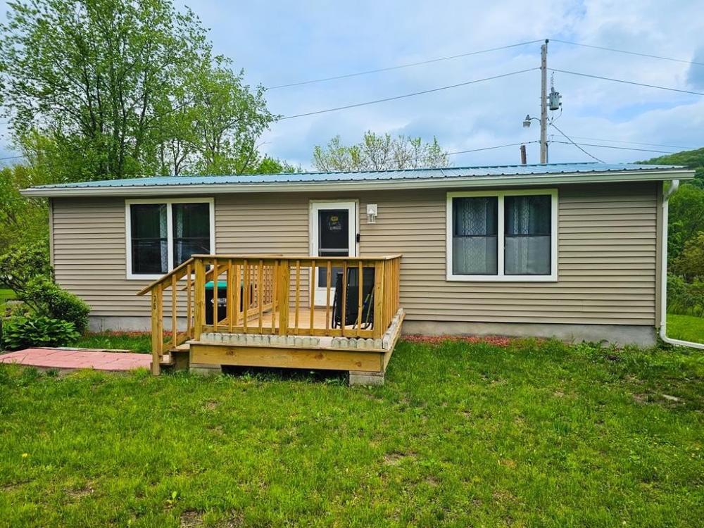 Currently Displayed Property Photo