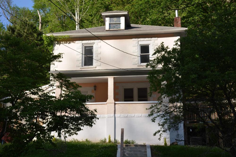 Currently Displayed Property Photo