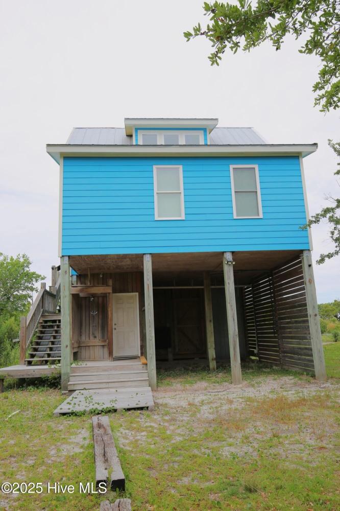 Currently Displayed Property Photo