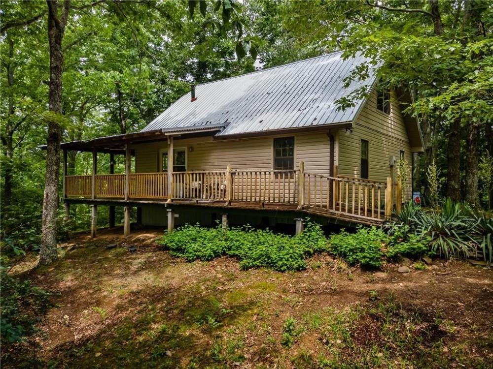 Currently Displayed Property Photo