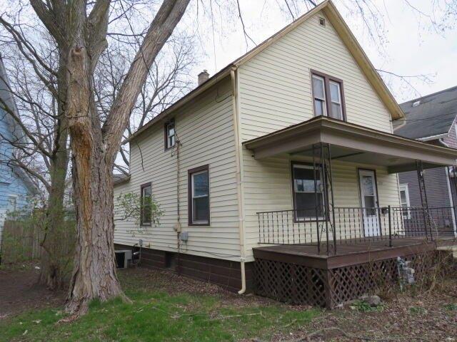 Currently Displayed Property Photo