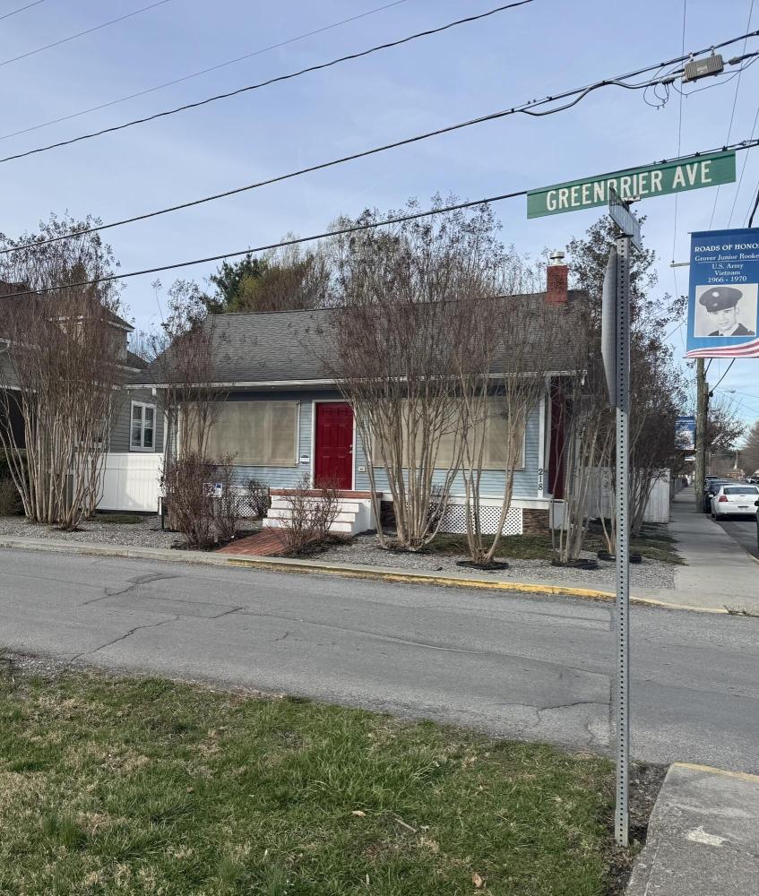 Currently Displayed Property Photo