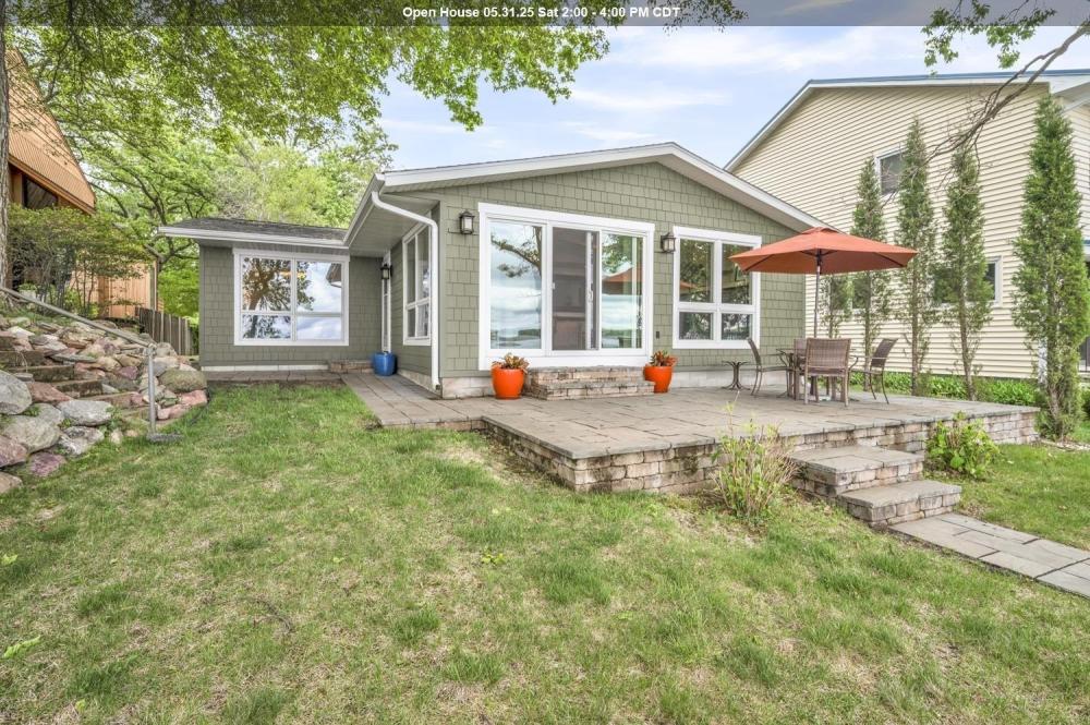 Currently Displayed Property Photo