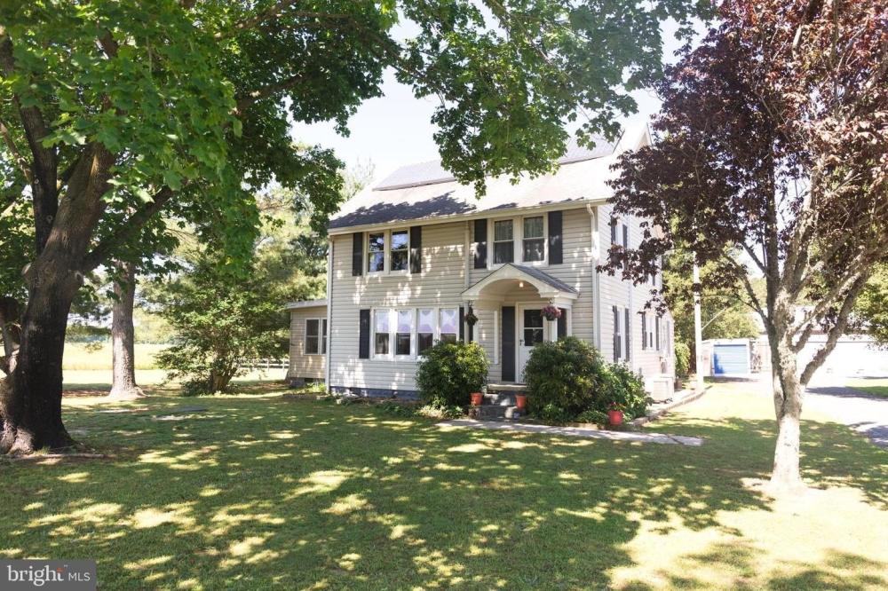 Currently Displayed Property Photo