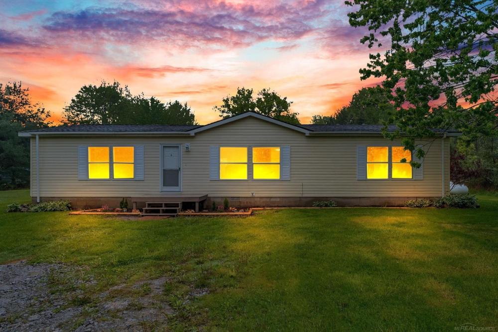 Currently Displayed Property Photo