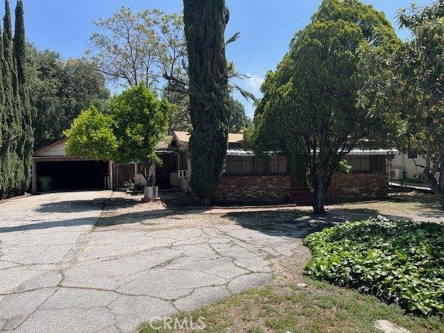 Currently Displayed Property Photo