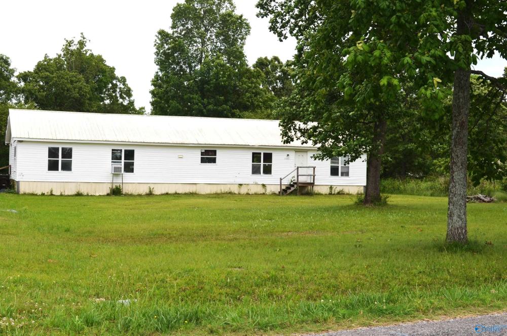 Currently Displayed Property Photo