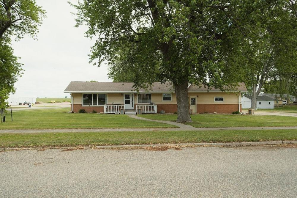 Currently Displayed Property Photo