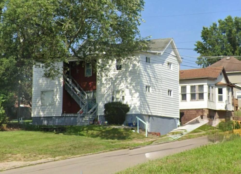 Currently Displayed Property Photo
