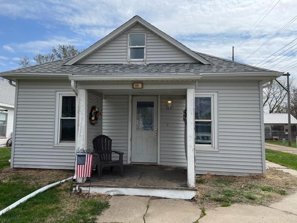 Currently Displayed Property Photo