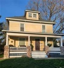 Currently Displayed Property Photo