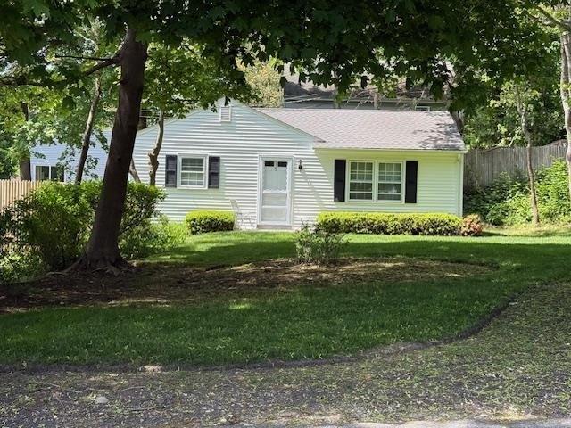 Currently Displayed Property Photo