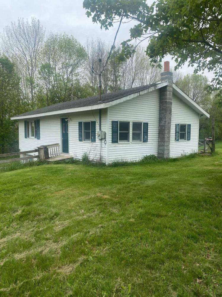 Currently Displayed Property Photo