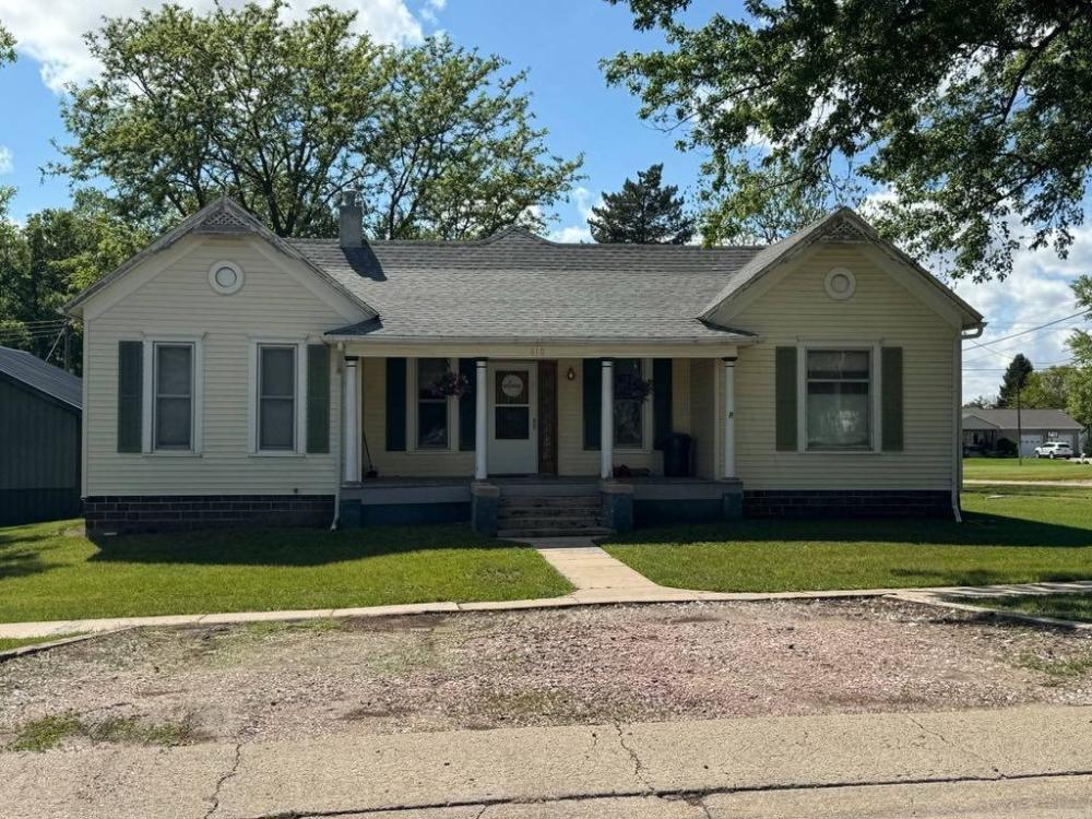 Currently Displayed Property Photo