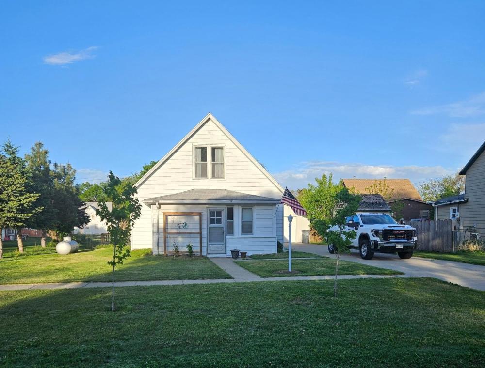 Currently Displayed Property Photo