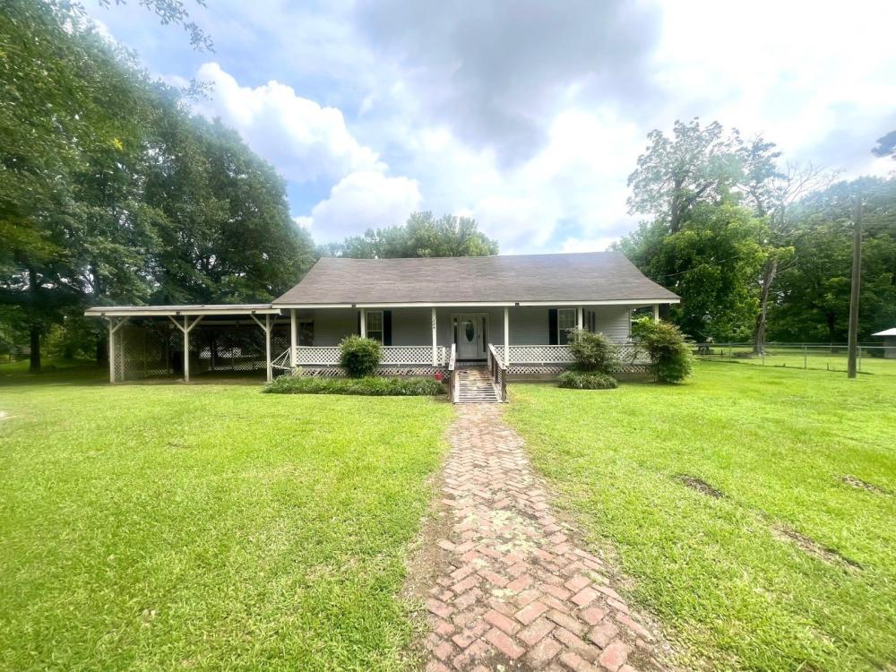 Currently Displayed Property Photo
