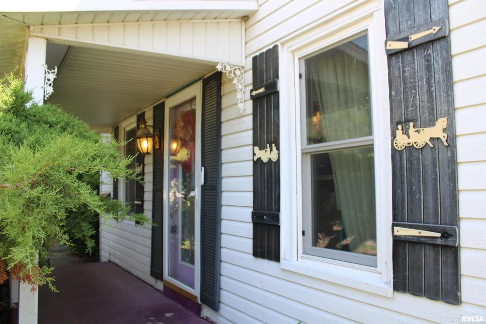 Currently Displayed Property Photo