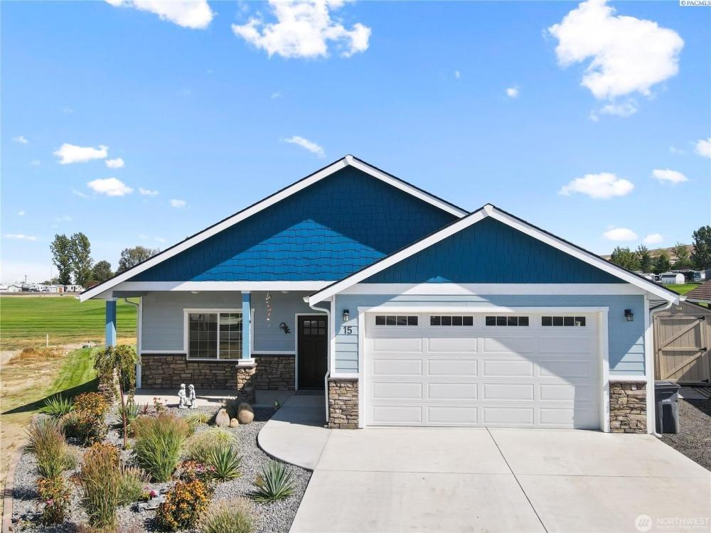Currently Displayed Property Photo