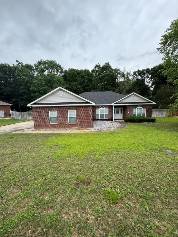 Currently Displayed Property Photo