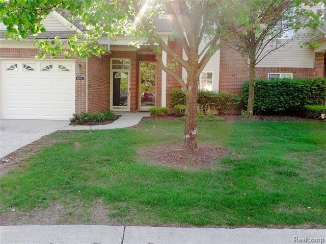 Currently Displayed Property Photo
