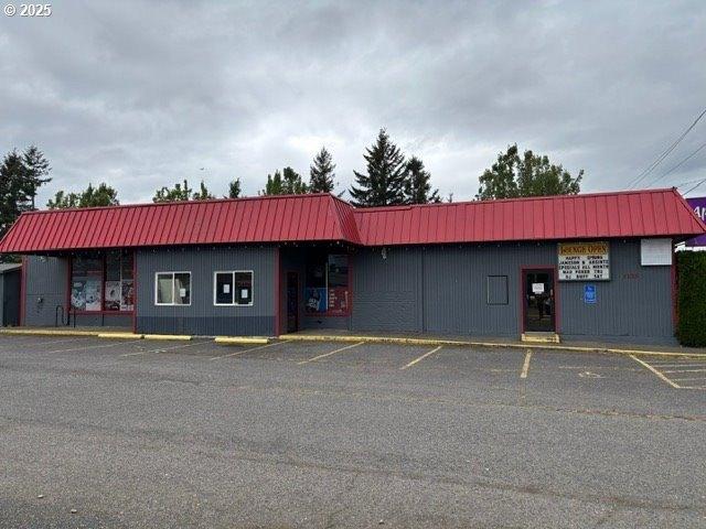 Currently Displayed Property Photo