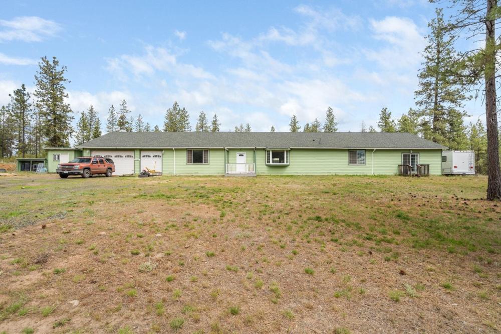 Currently Displayed Property Photo