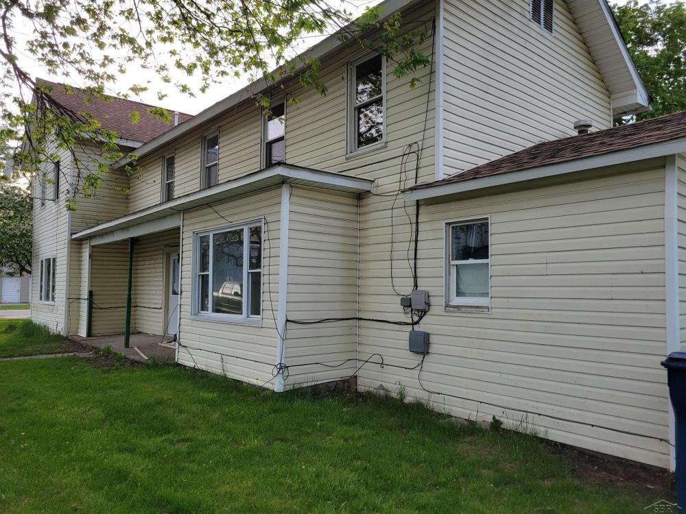 Currently Displayed Property Photo