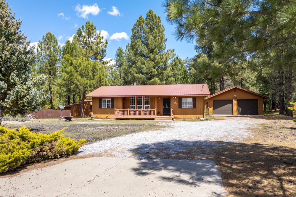 Currently Displayed Property Photo