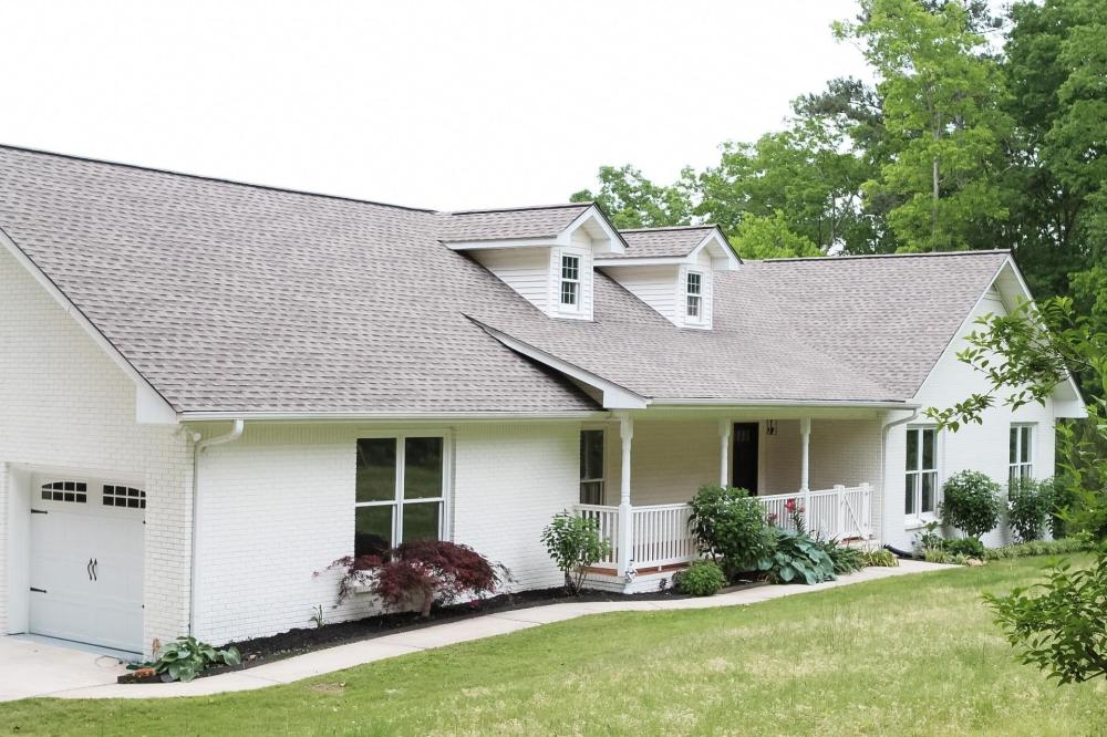 Currently Displayed Property Photo
