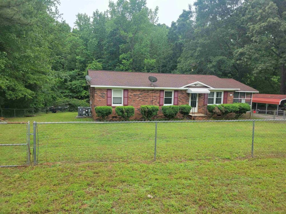 Currently Displayed Property Photo