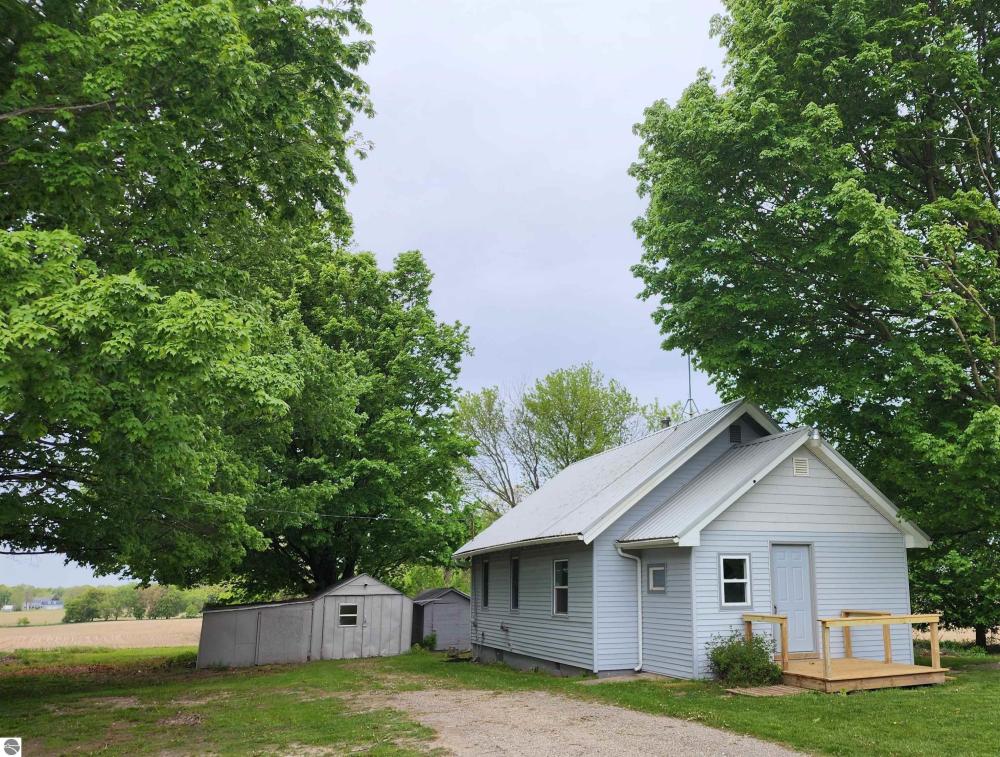 Currently Displayed Property Photo