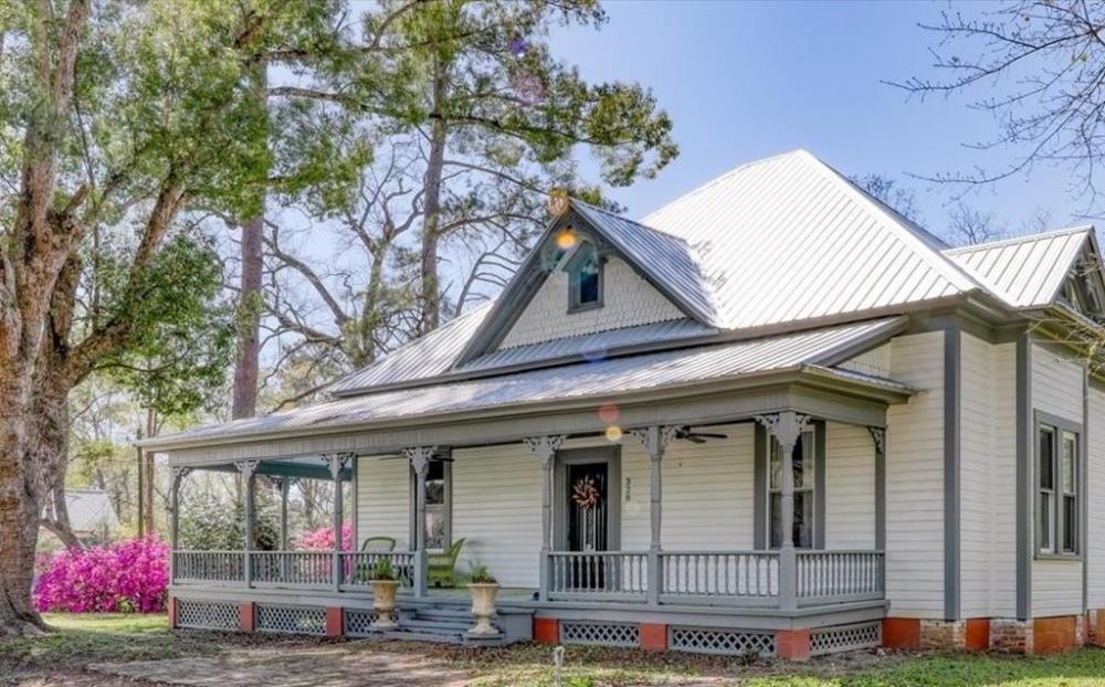 Currently Displayed Property Photo