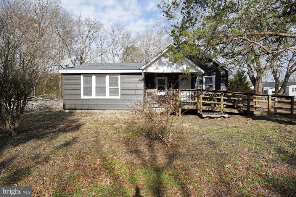 Currently Displayed Property Photo