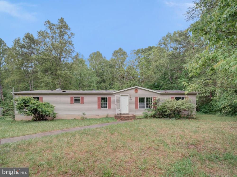 Currently Displayed Property Photo